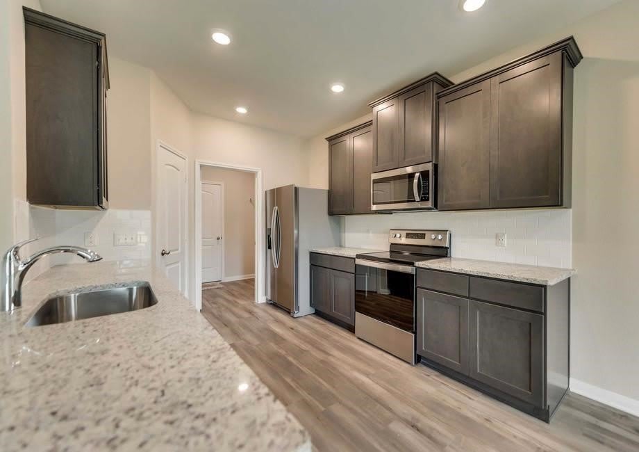 312 Golden Sands Lane – photo 3