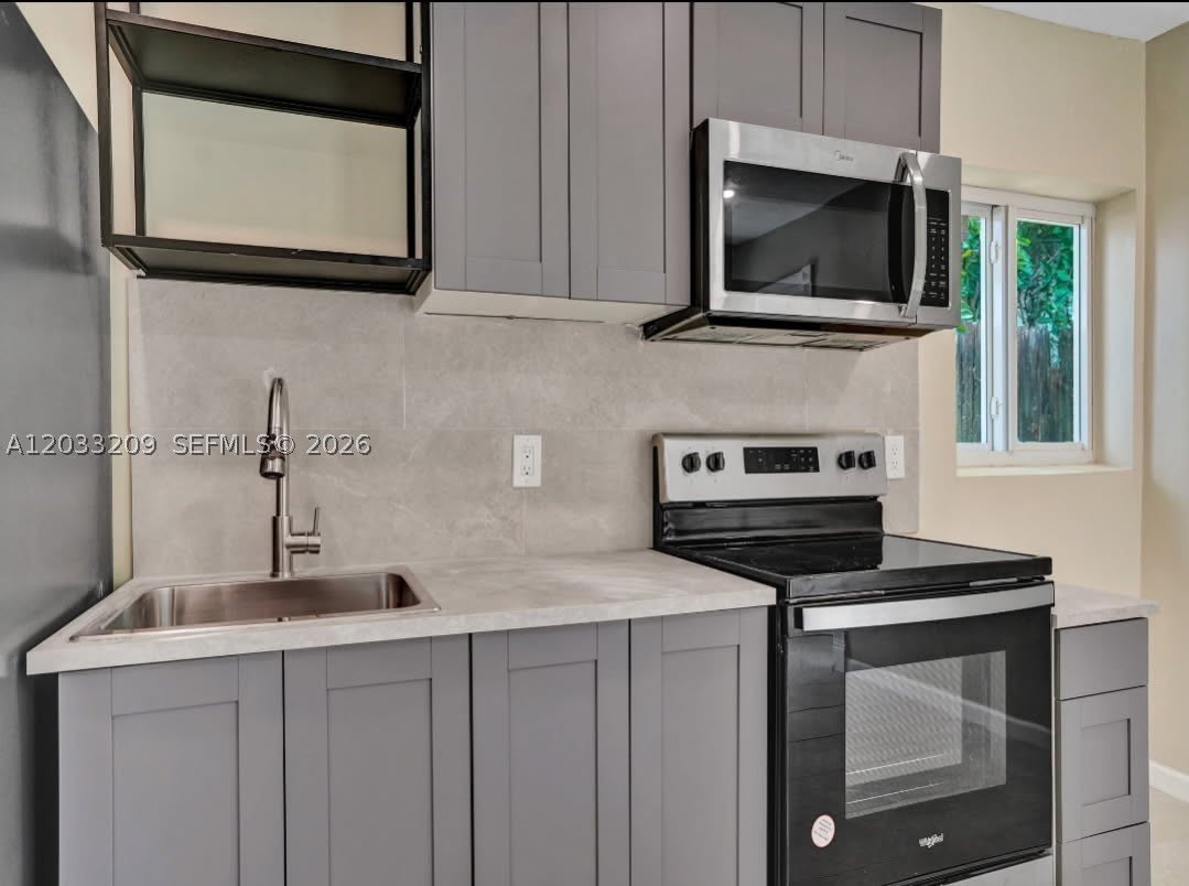 2442 Garfield St – photo 5