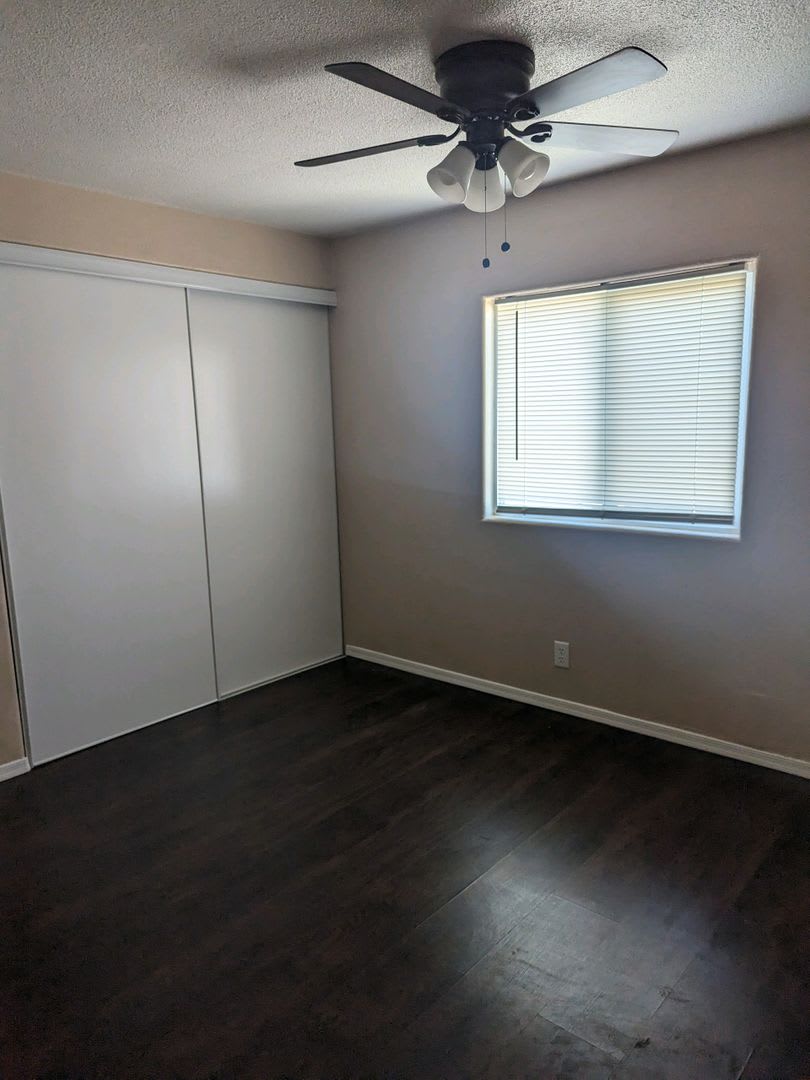 2 Bedroom, 1 Bath Mobile Home in Bullhead City – photo 5