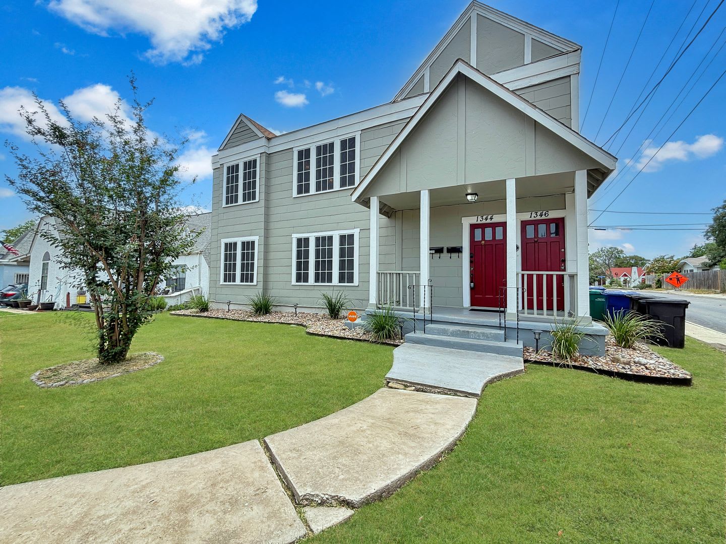 A Timeless Gem Awaits Elegant Historic Home Nestled In The Heart Of Los Angeles Heights Keystone Park – photo 3