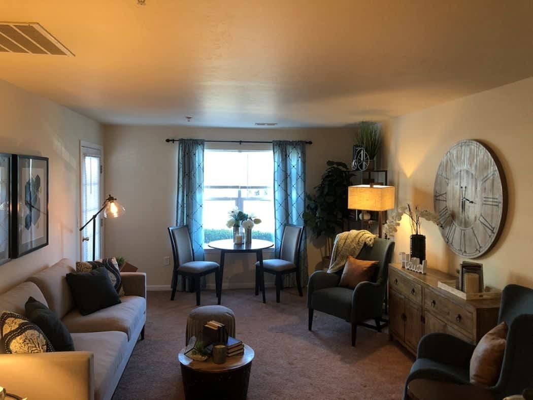 The Villas of Castleton Apartments – photo 5