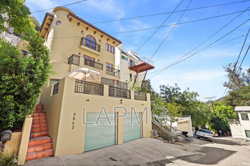 9842 Portola Drive – photo 4