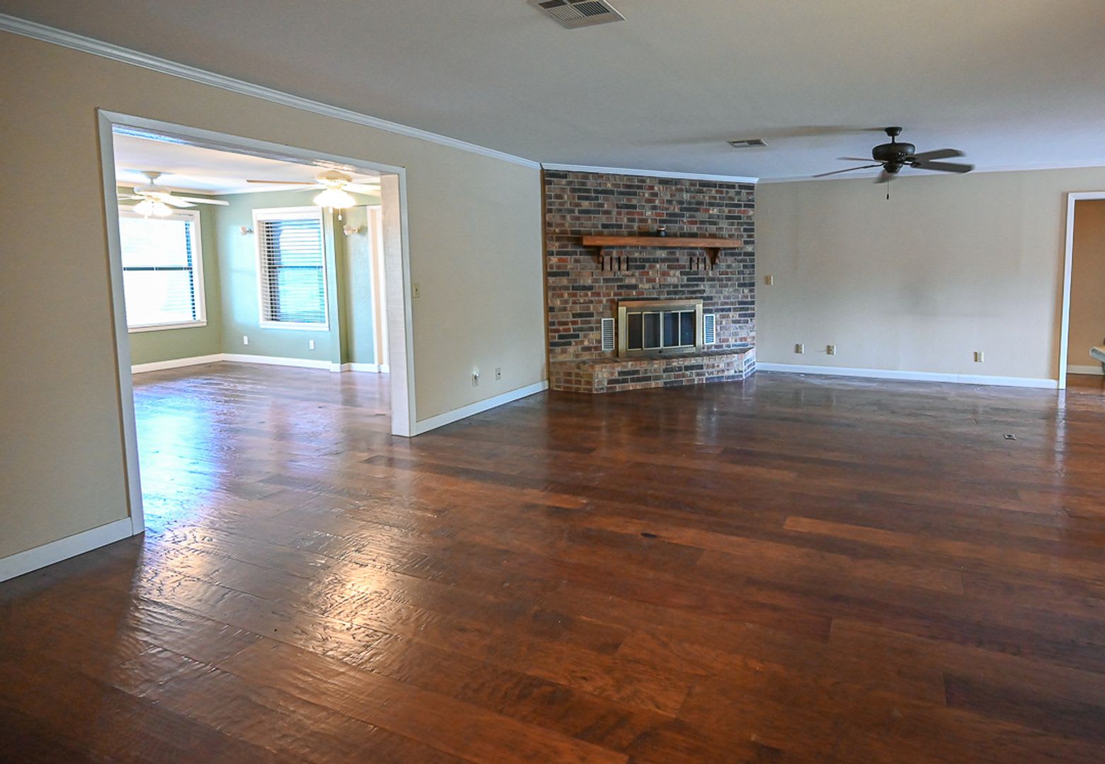 Beautiful 3 bedroom 2 bath Runaway Bay, TX – photo 5
