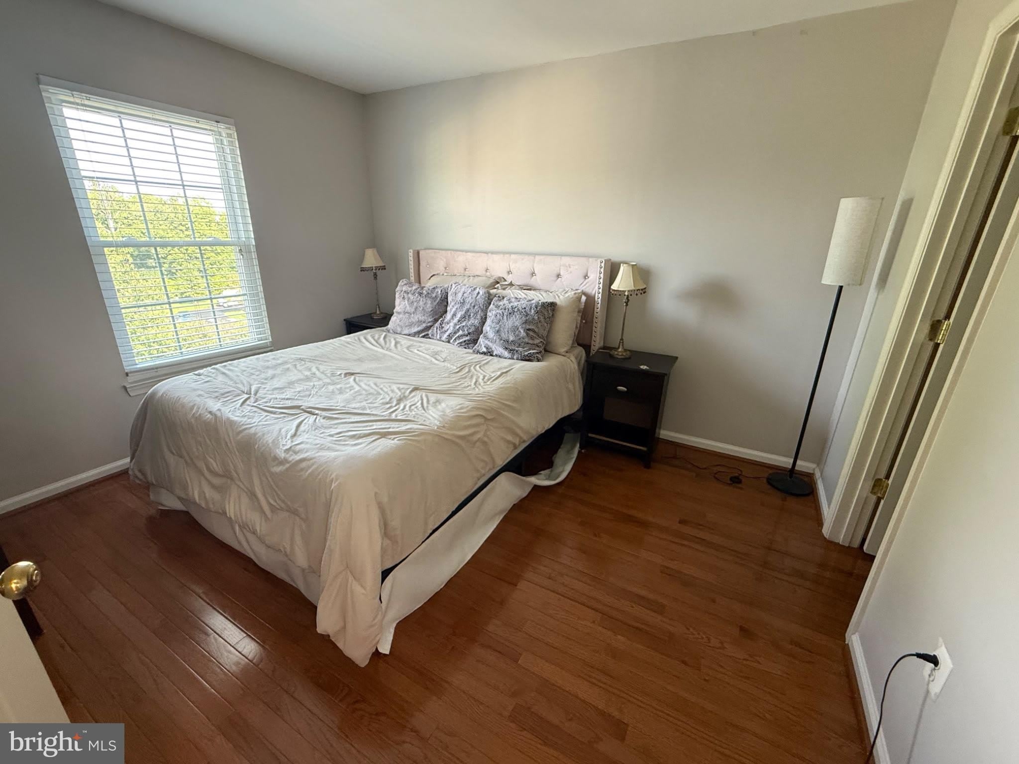 20121 HARDWOOD Terrace – photo 5