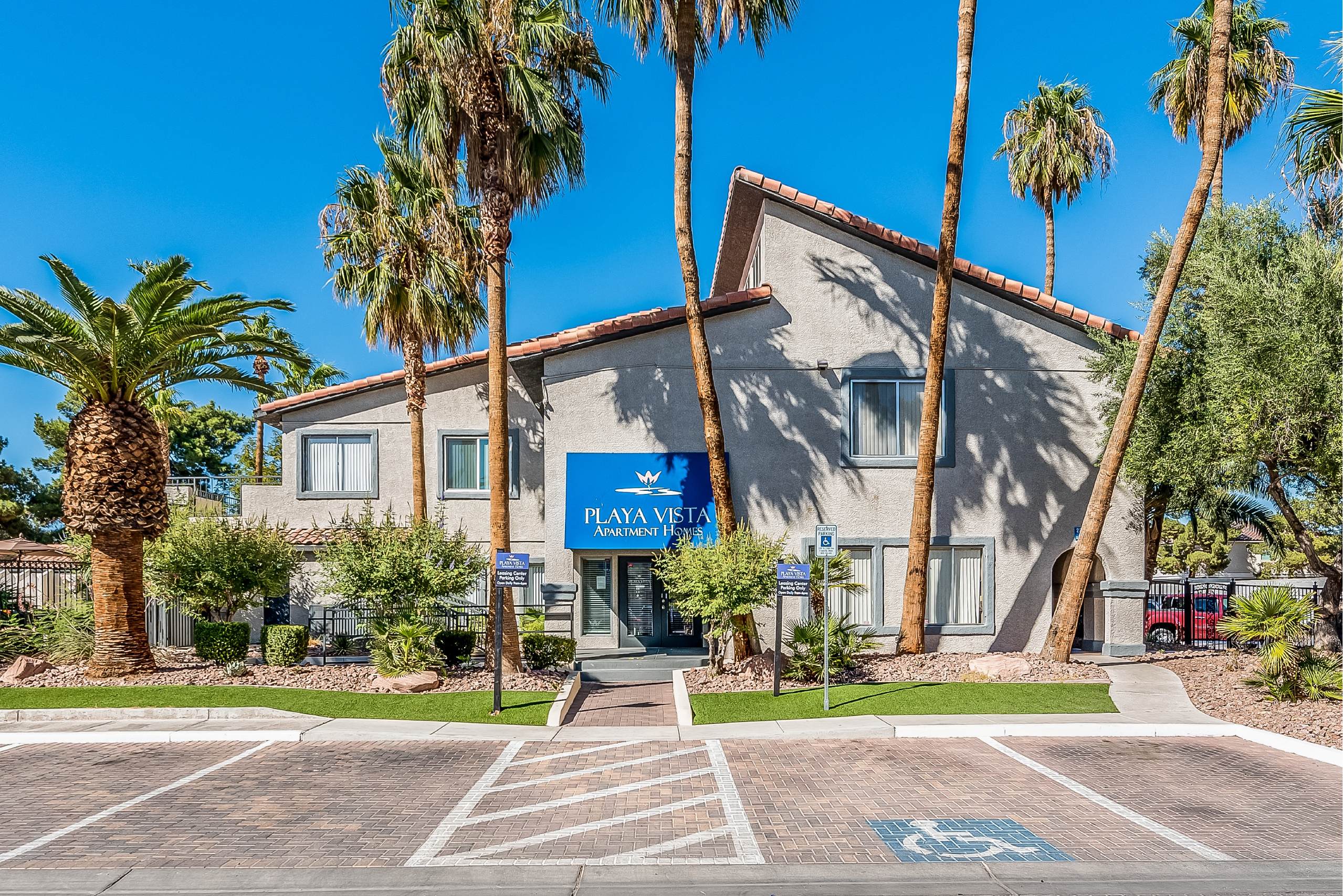Playa Vista Apartments – photo 2