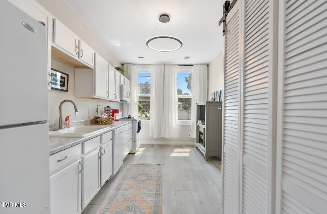 313 S Cutler Street – photo 2
