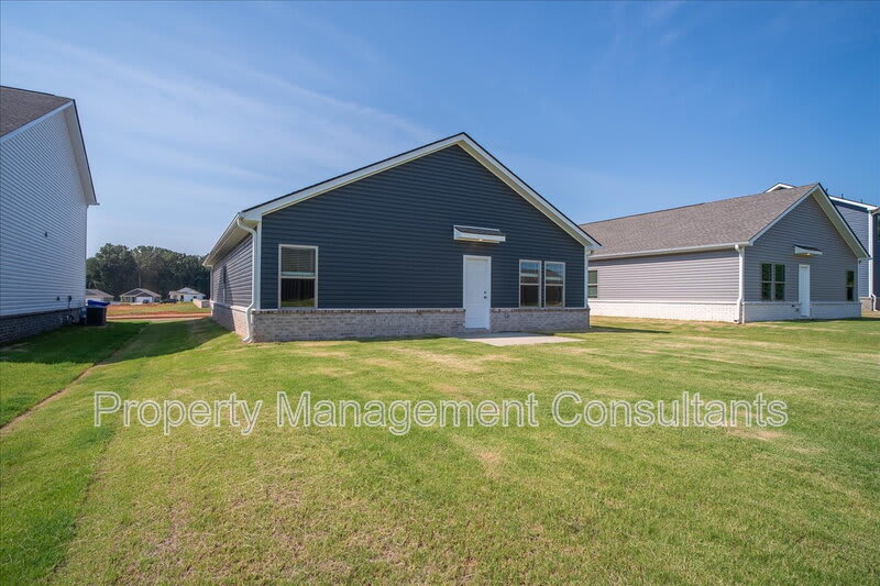 22821 Dashwood Lane – photo 4