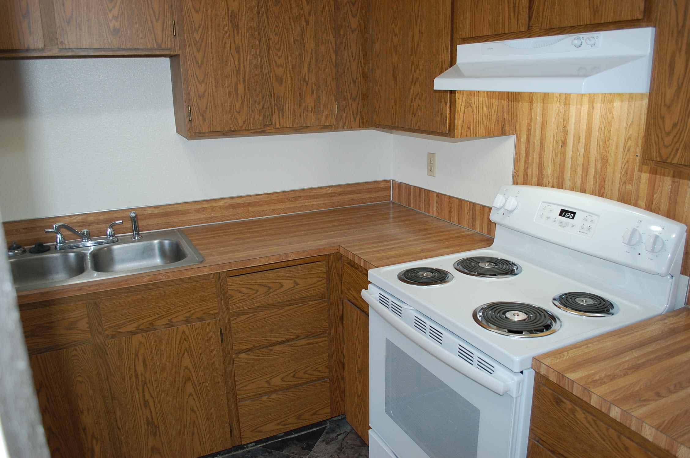 Park View Apartments – photo 5