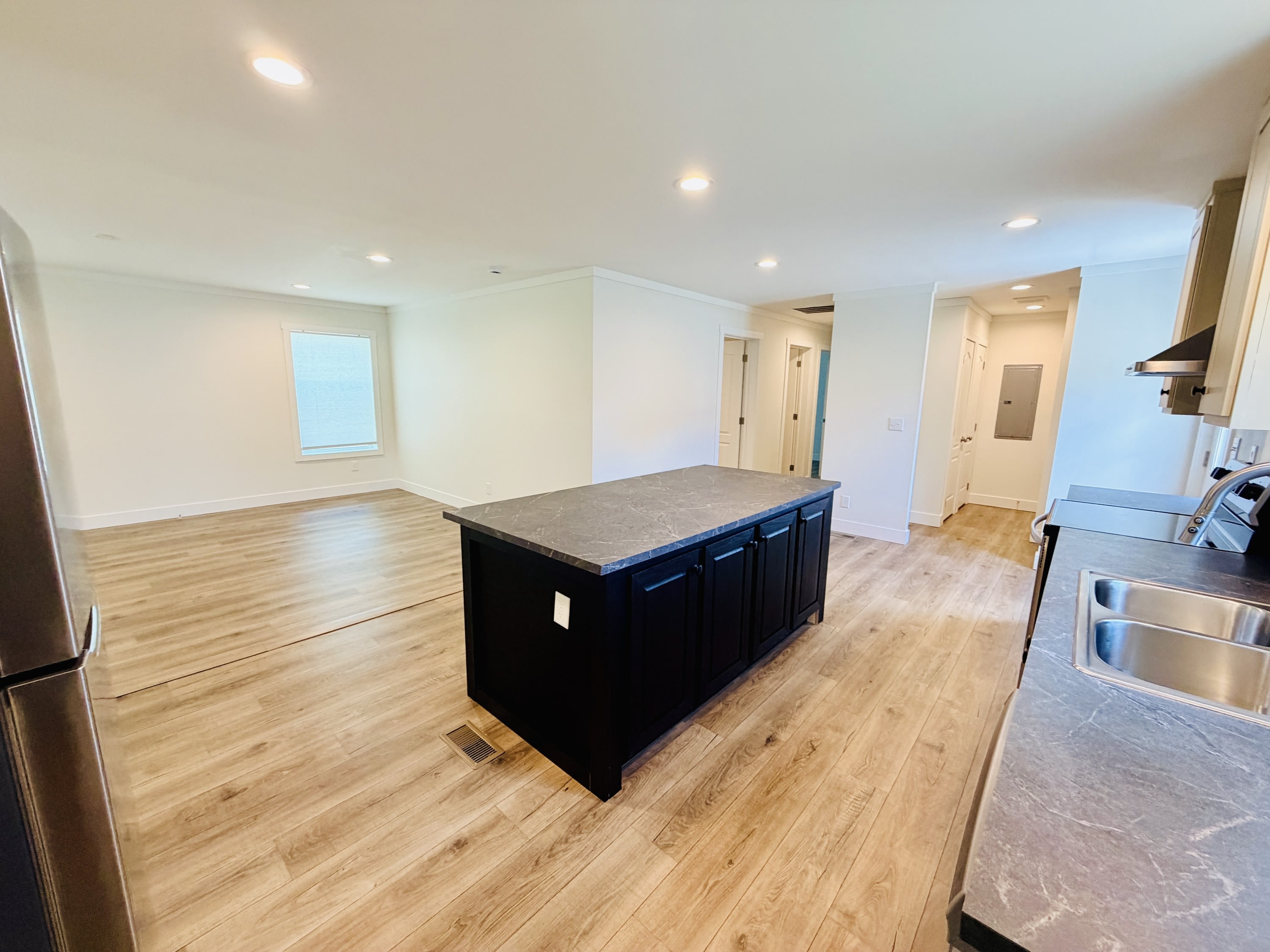 6541 Big Stone Beach Road – photo 5