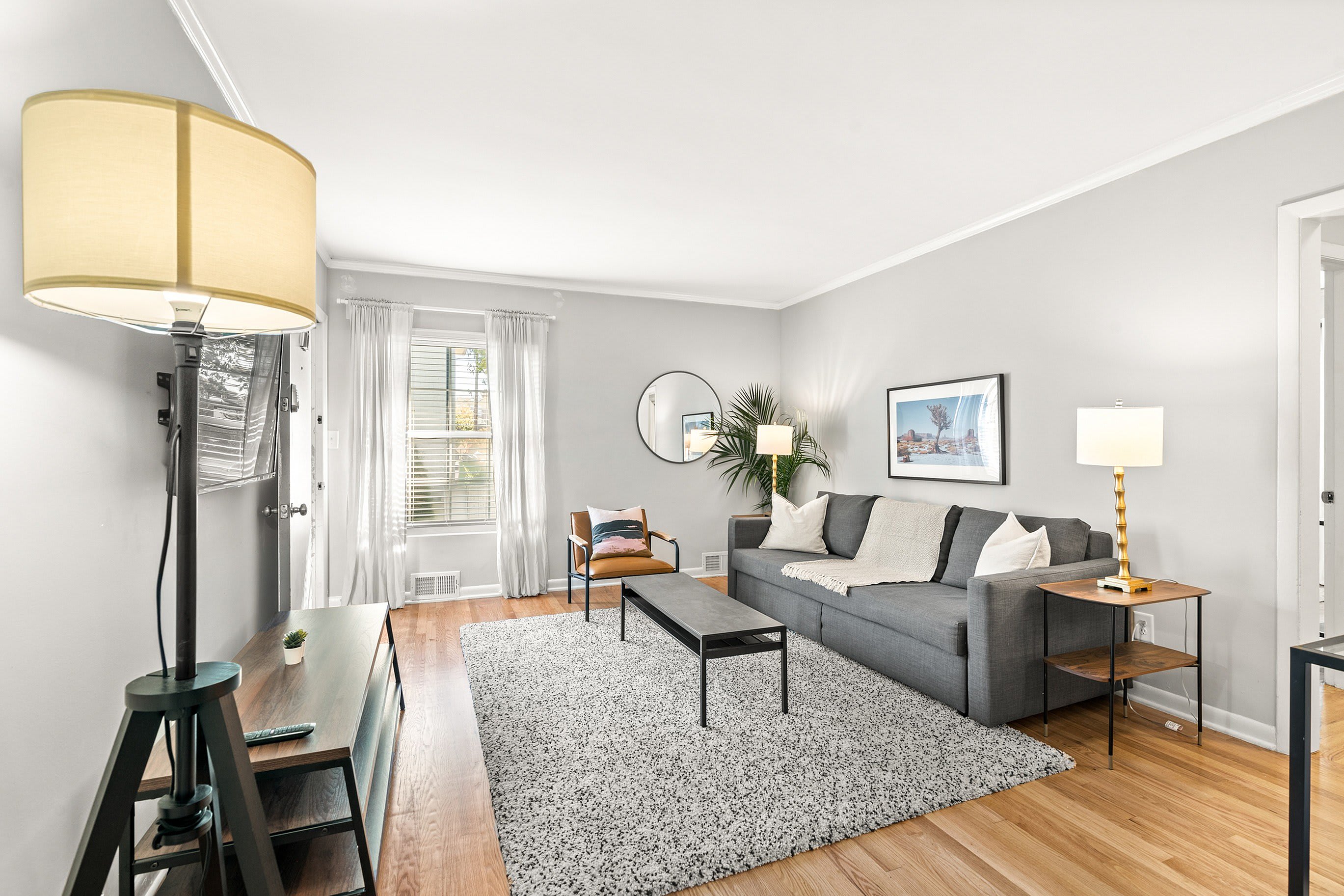 881 North Highland Apartments – photo 5