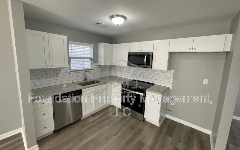 4671 Tulip Creek Drive – photo 3