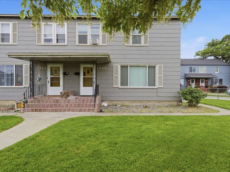 1347 Thayer Drive – photo 2