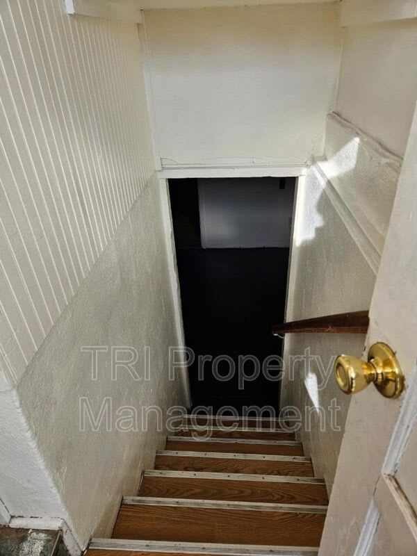 2204 1 2 9Th St – photo 4