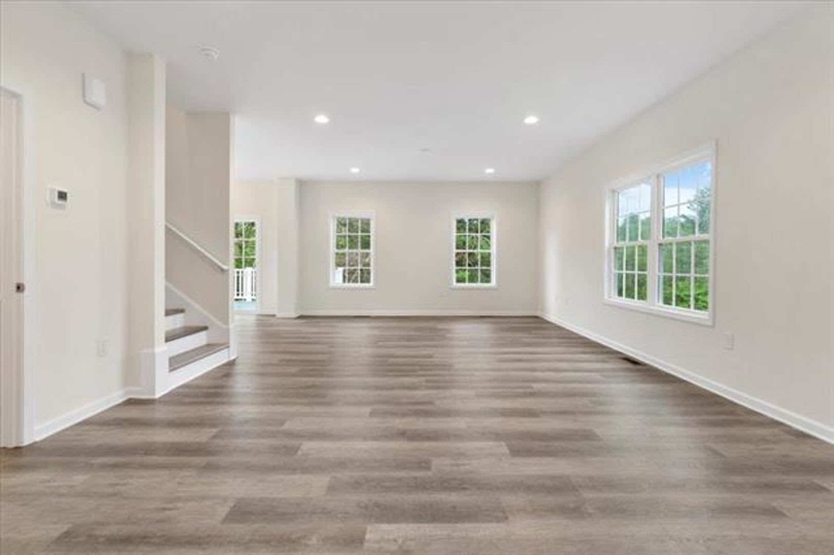 5 BED 2.5 BATH HOME LOCATED IN BLACKSBURG – photo 4