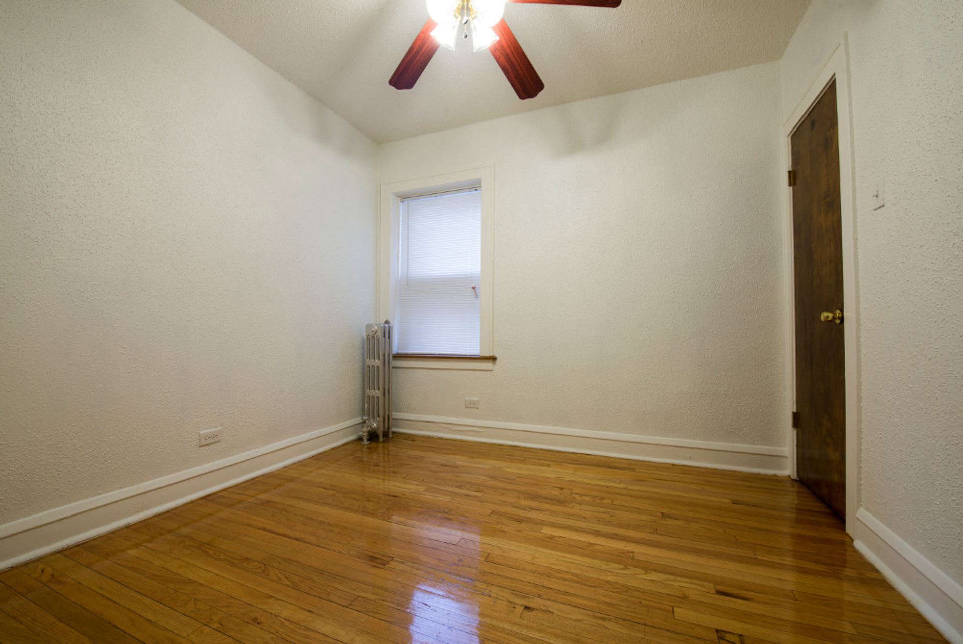 7549-59 S Yates Blvd – photo 5