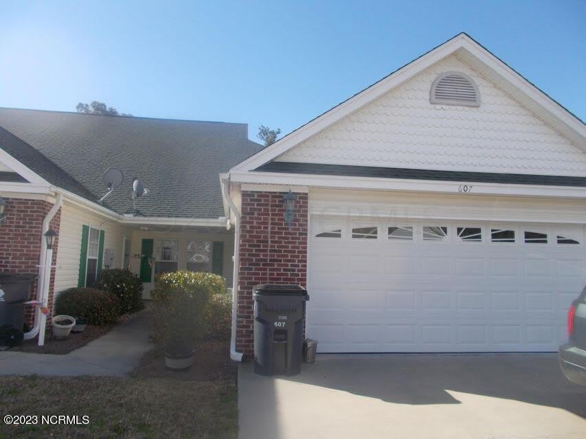 607 Sunset Oaks Lane – photo 1