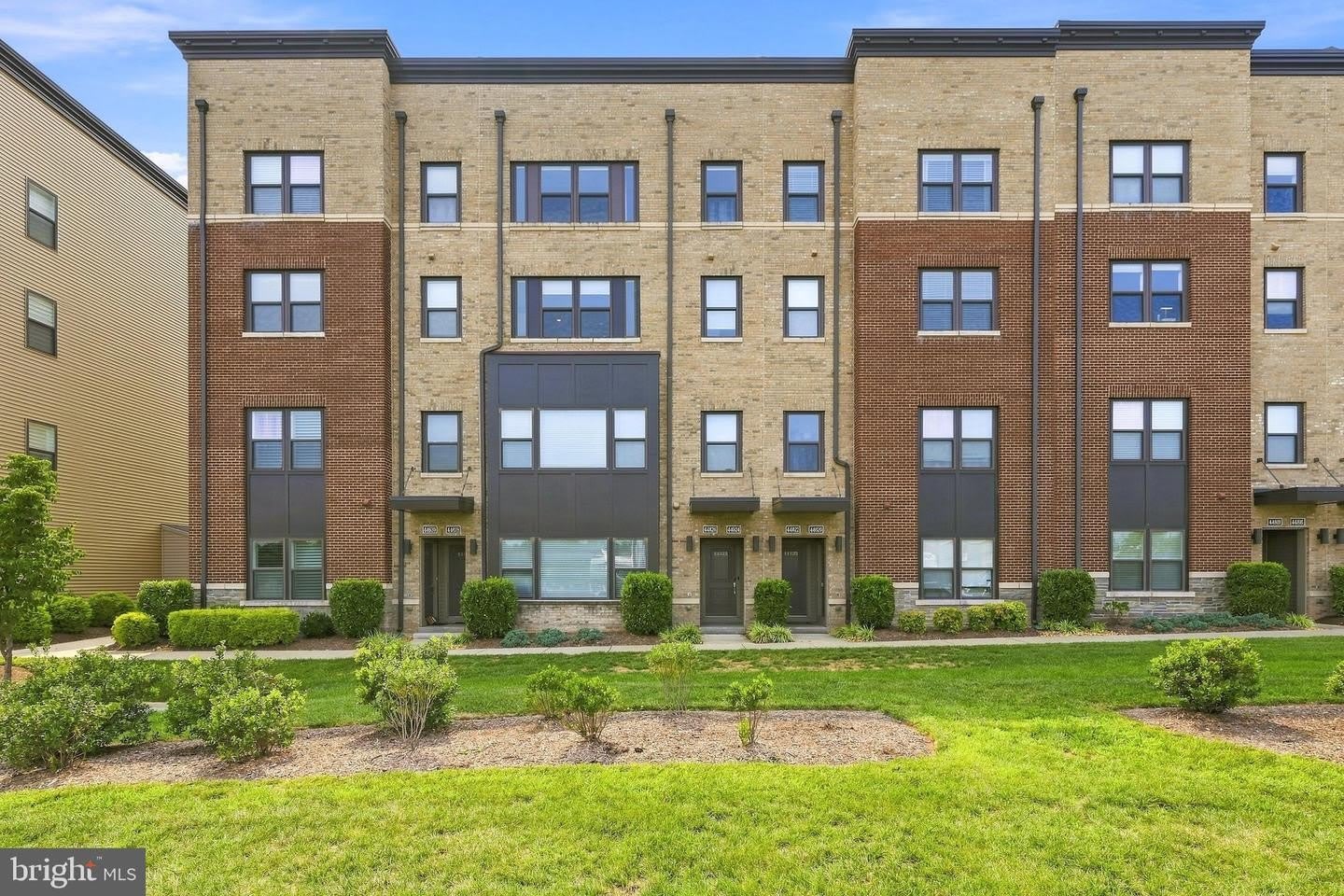 44824 TIVERTON SQ – photo 1