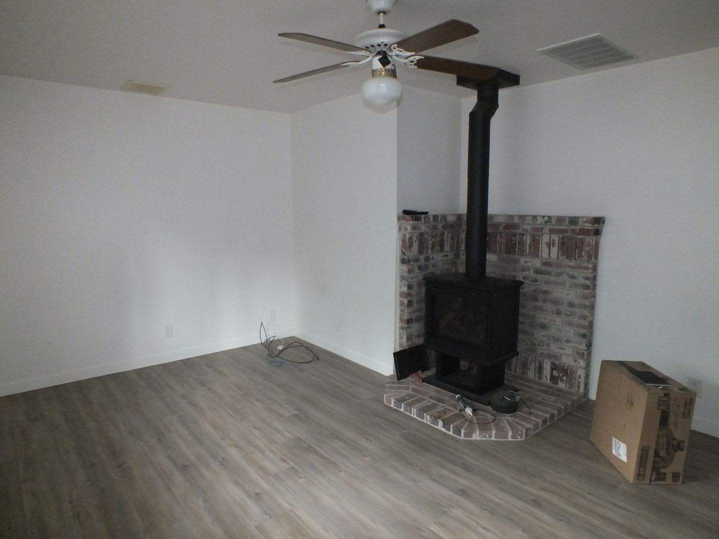 Pollock Pines Sierra Springs 3/2 $2250 – photo 3
