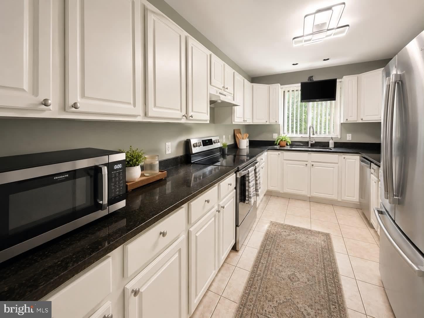 970 LAKE HERITAGE Drive – photo 3
