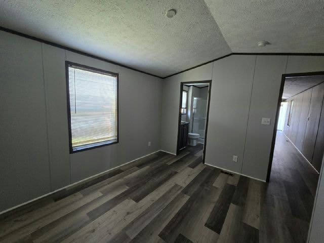 1022 Dogwood St – photo 3