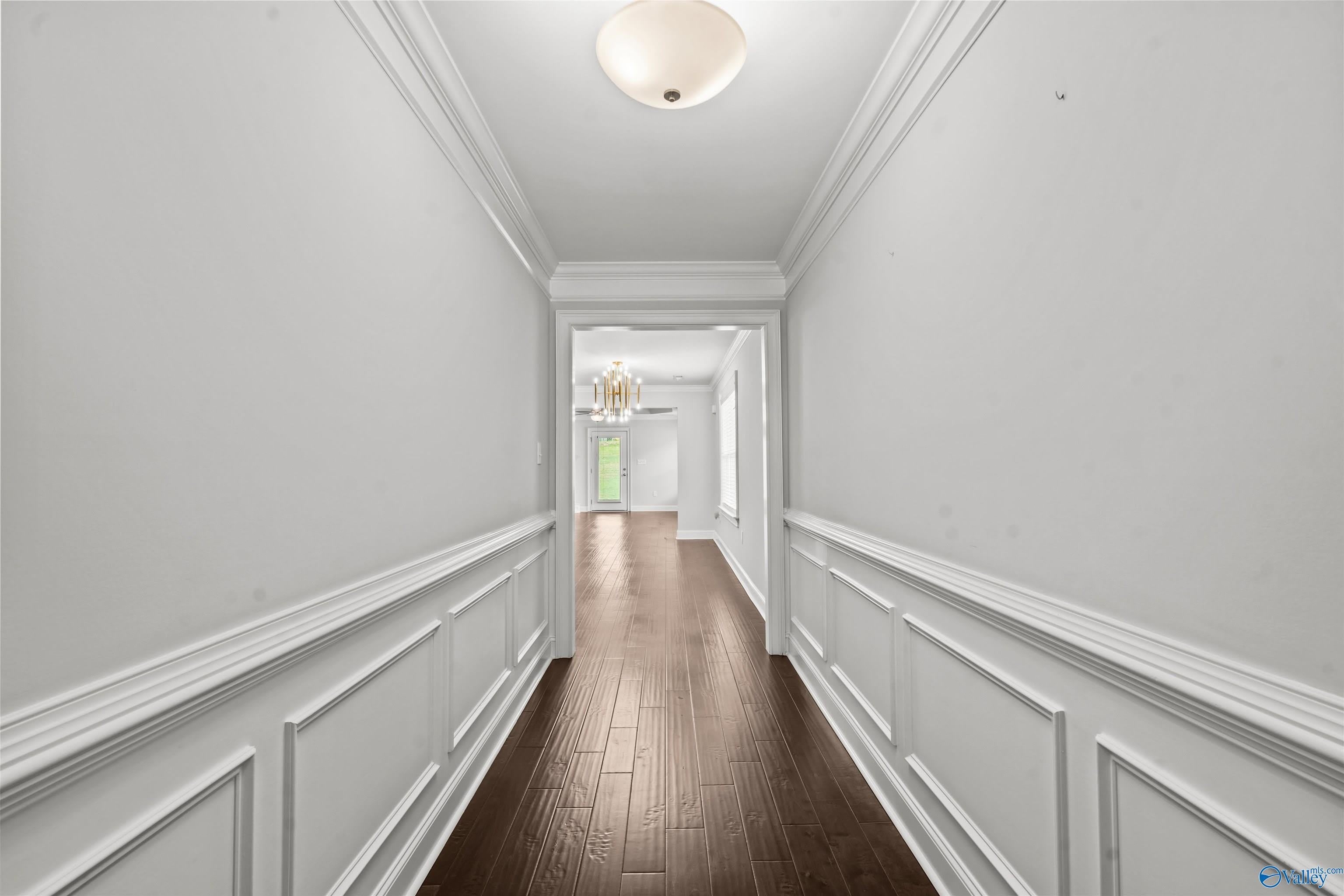 233 Dustin Lane NW – photo 3