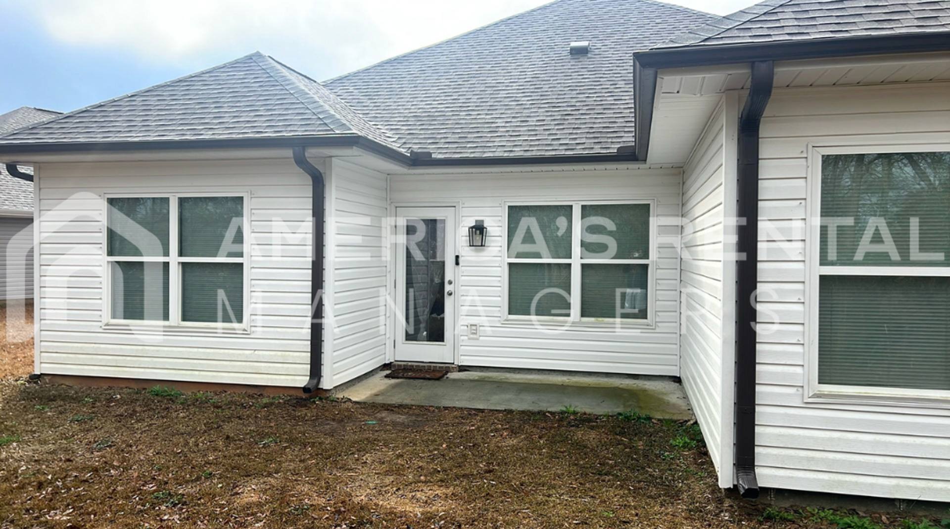 Home for Rent in Bay Minette, AL!! Available to View Now! – photo 3