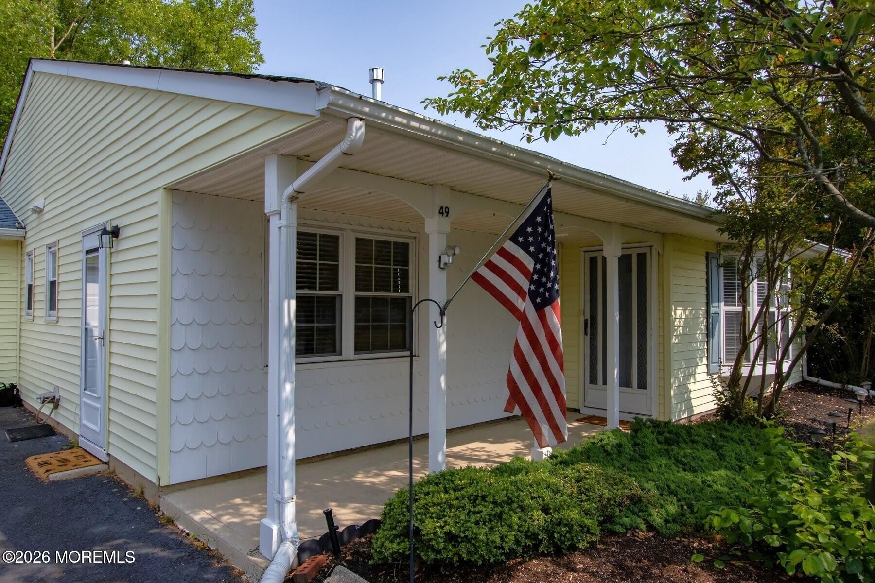 49 Williamsburg Drive – photo 3