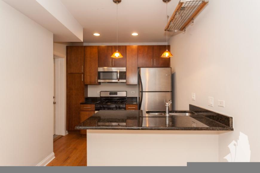 1636 West Grace St – photo 4