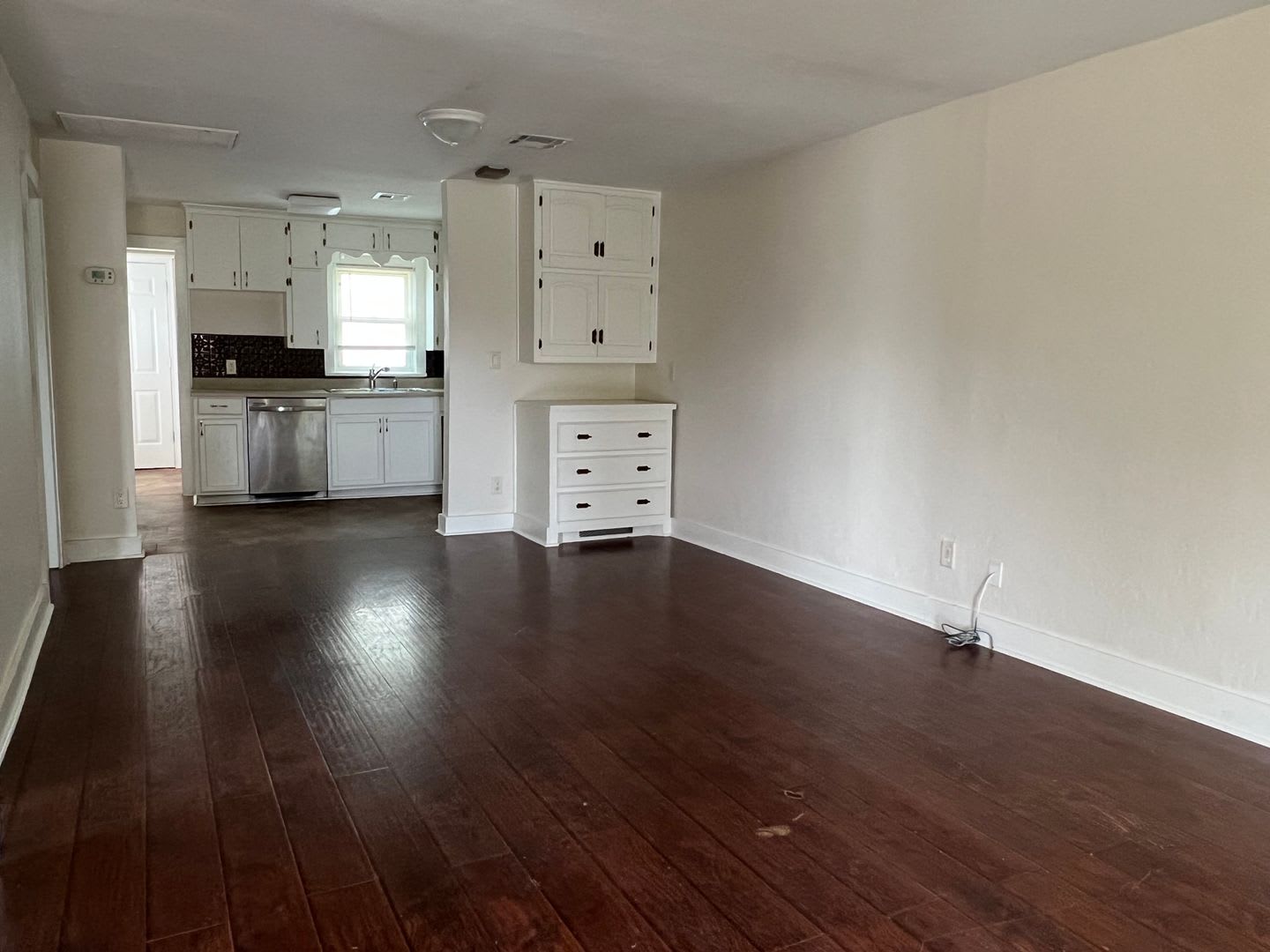 1601 NW Bell- AVAILABLE NOW! – photo 2