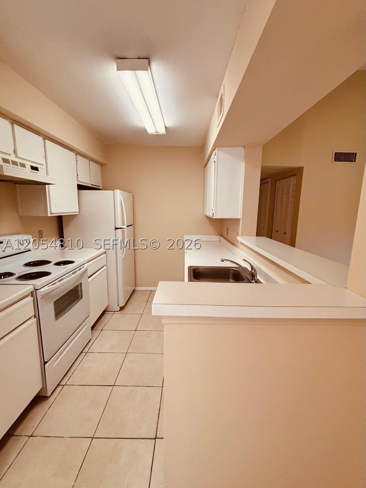 2607 NW 33rd St – photo 3