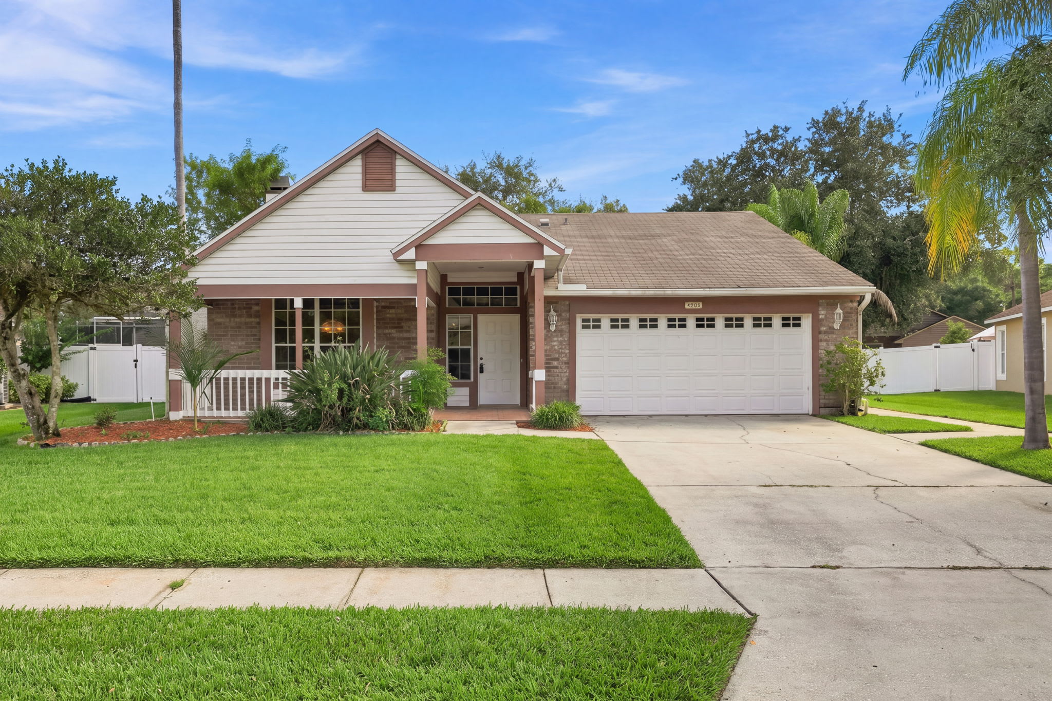 4826 Ridgemoor Cir – photo 1