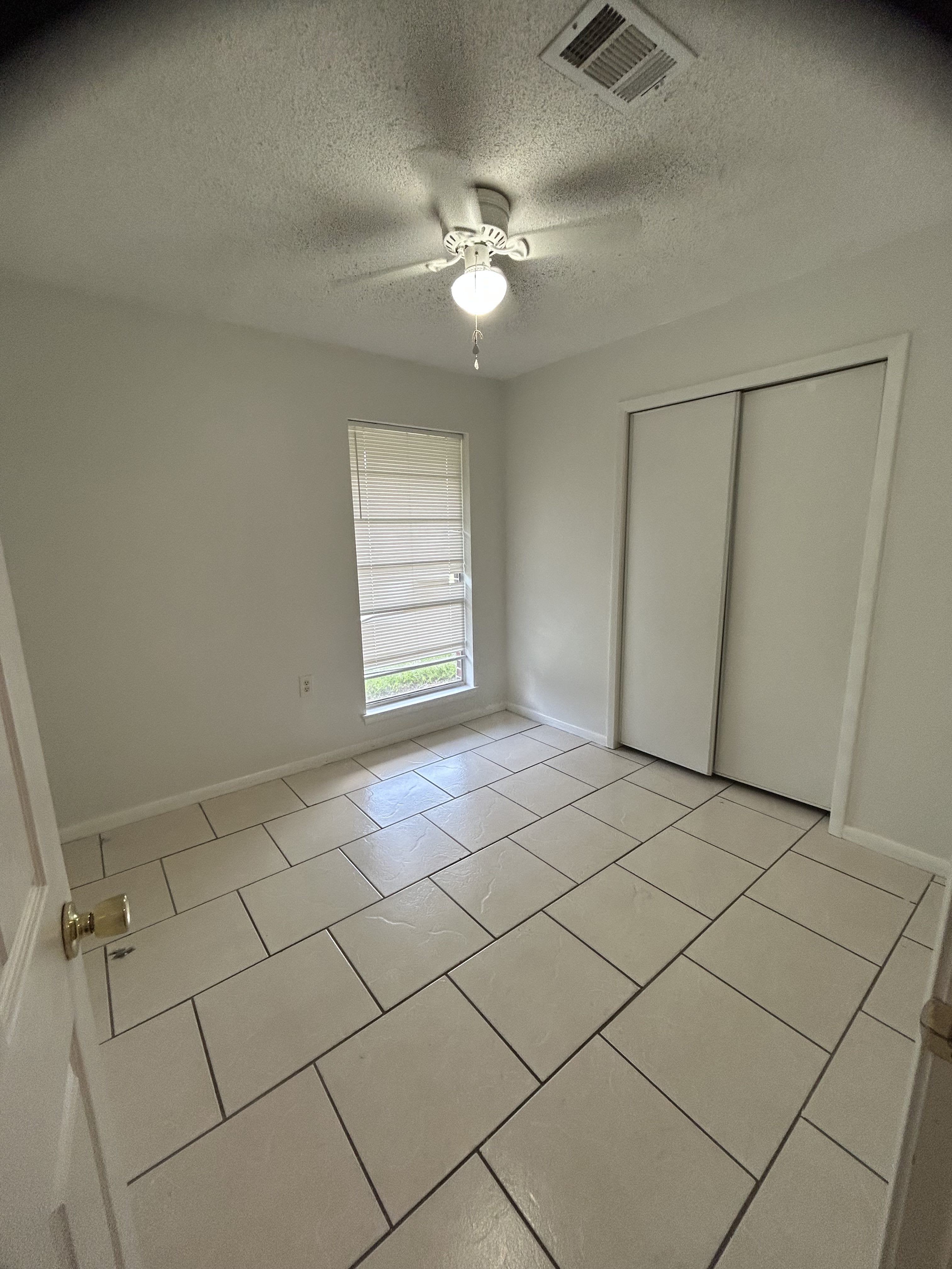 1010 Shirley Drive – photo 5