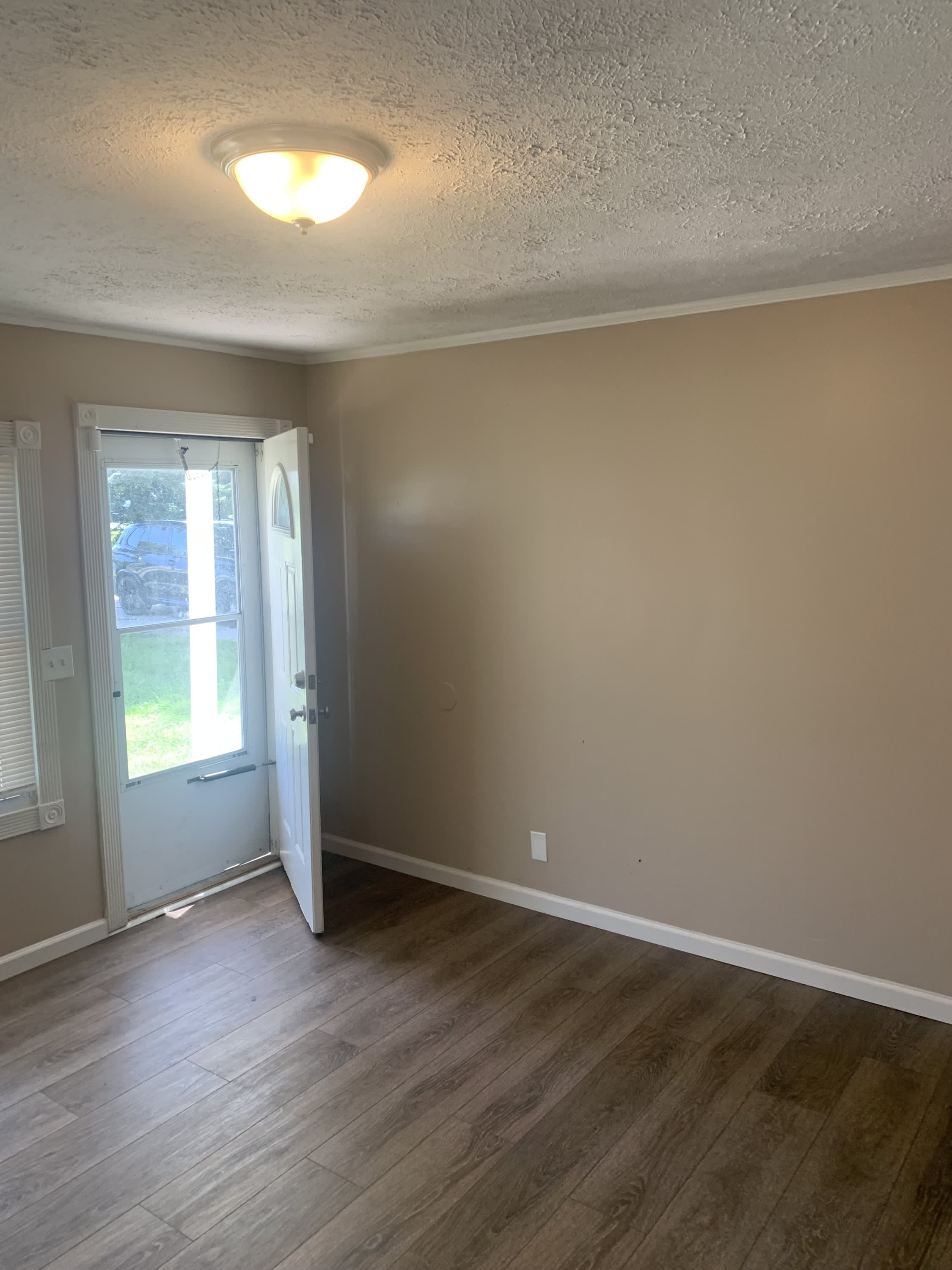 4152 N 61st – photo 3