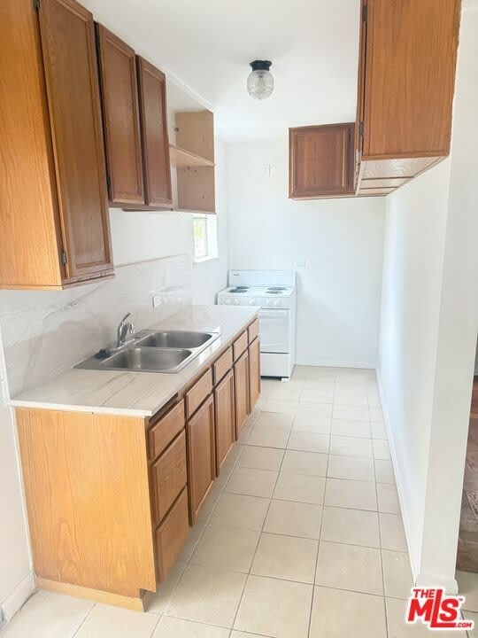 220 N Louise St – photo 5