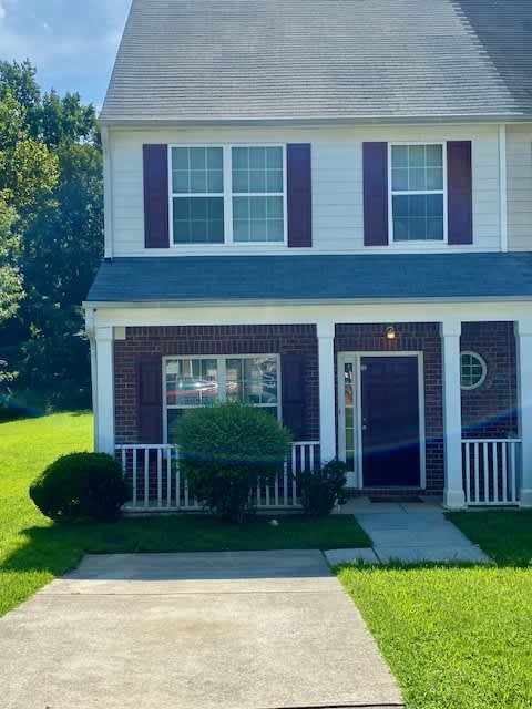 280 Brookview Drive – photo 1