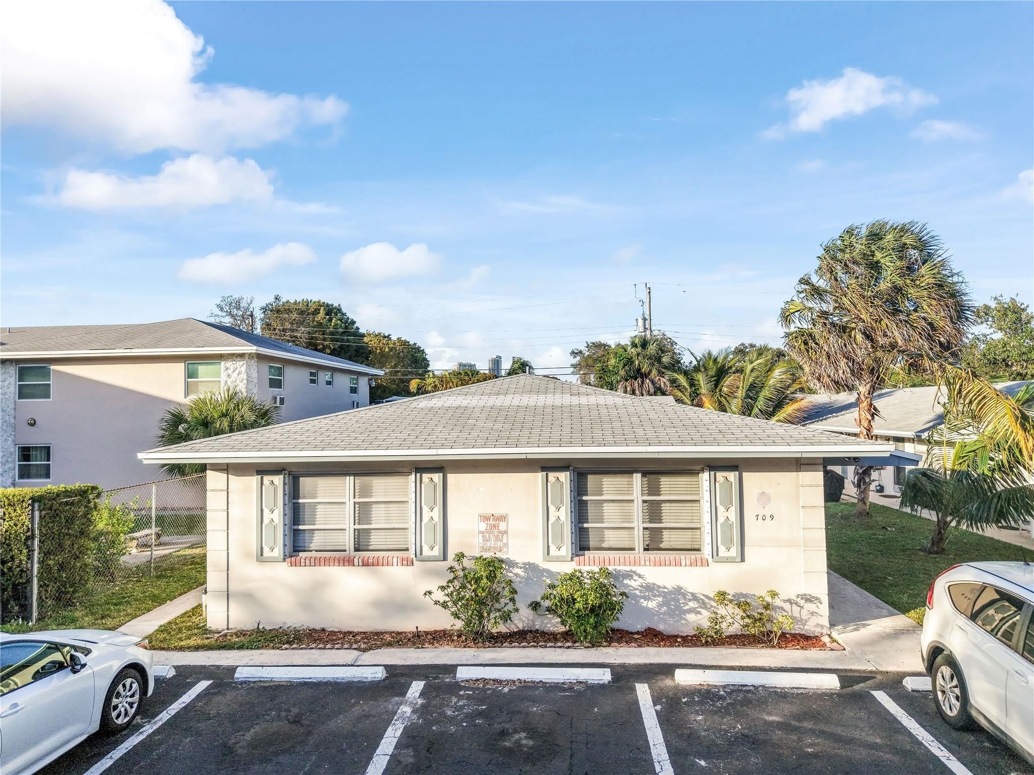 709 SE 15TH Street – photo 2