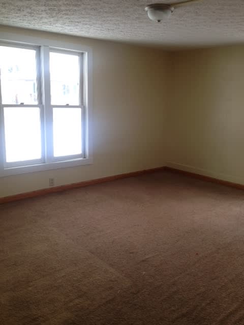 38 N Plains Rd – photo 2