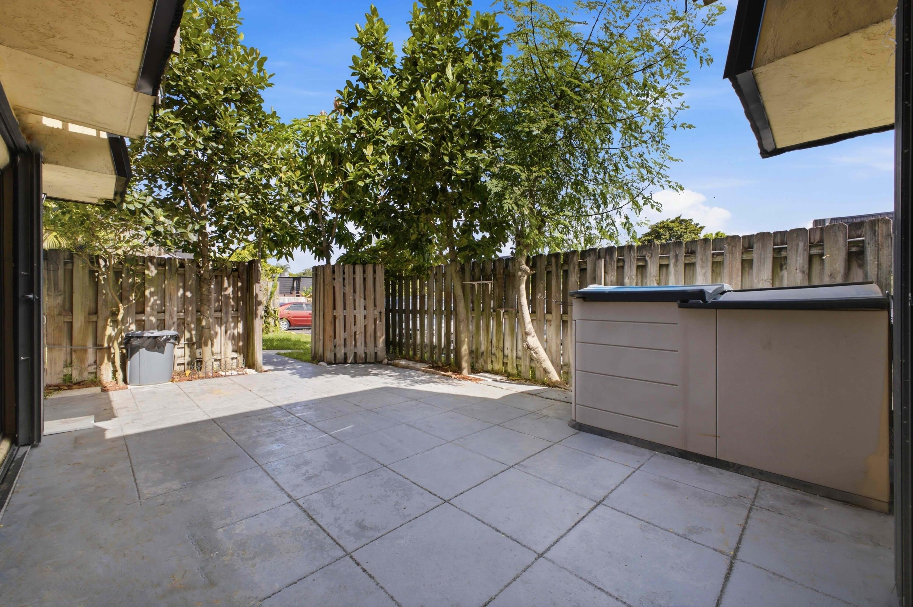 105 Woodland Road – photo 5