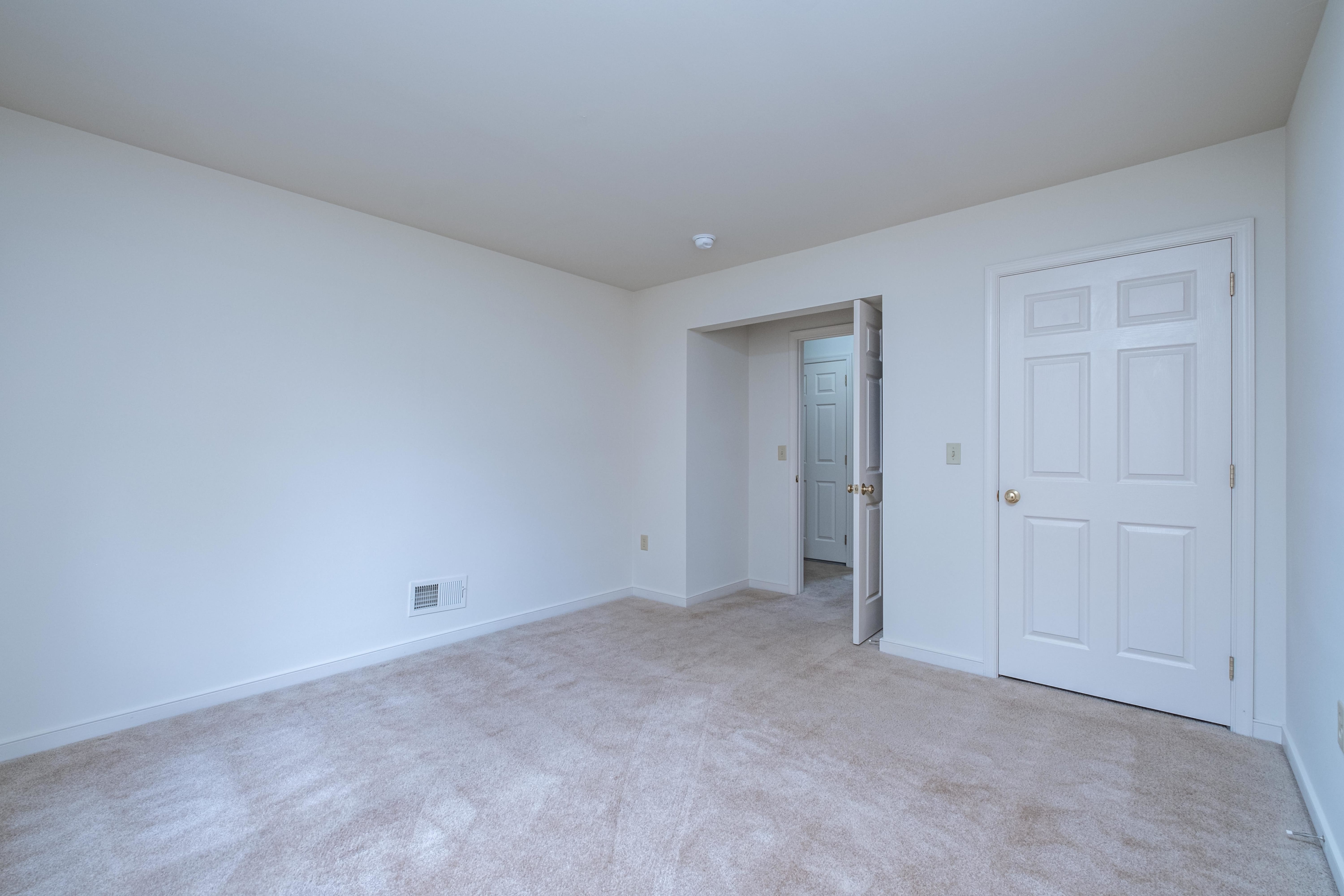 492 Talon Drive – photo 5
