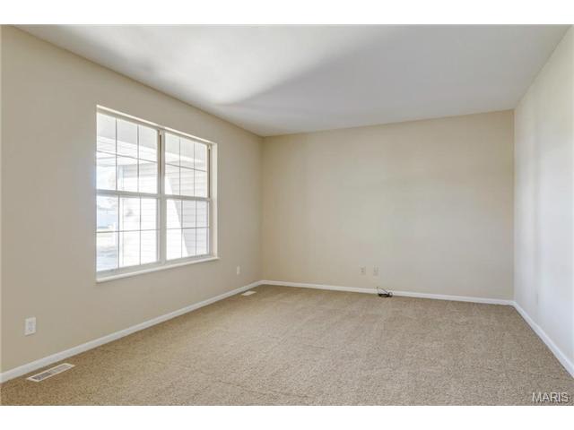 1280 Golden Gate Lane – photo 2