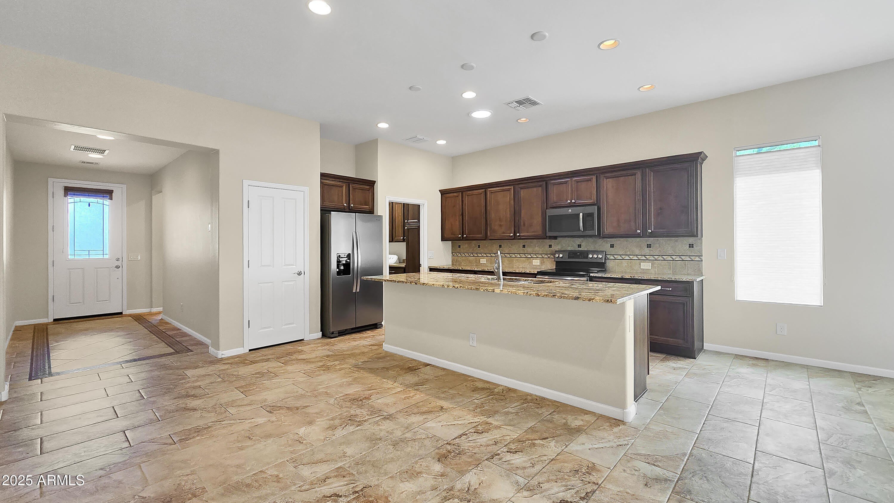 16374 W Amelia Drive – photo 5