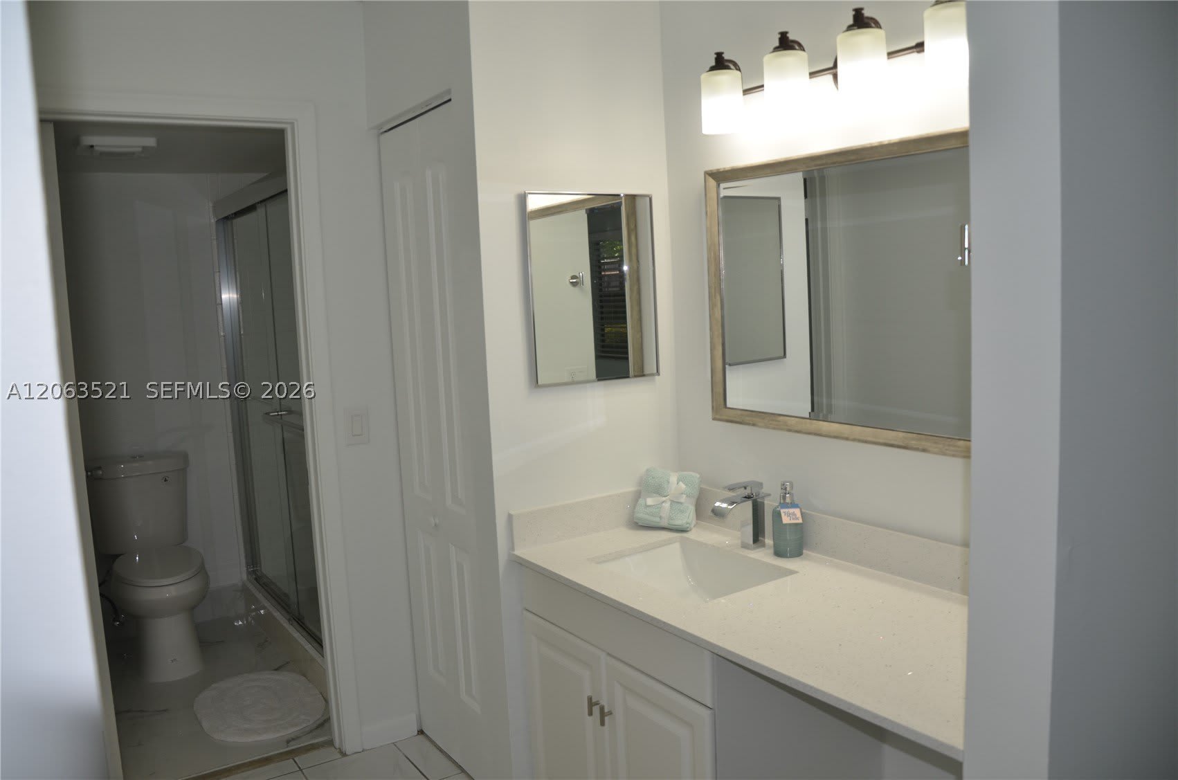 1351 SW 125th Ave – photo 3