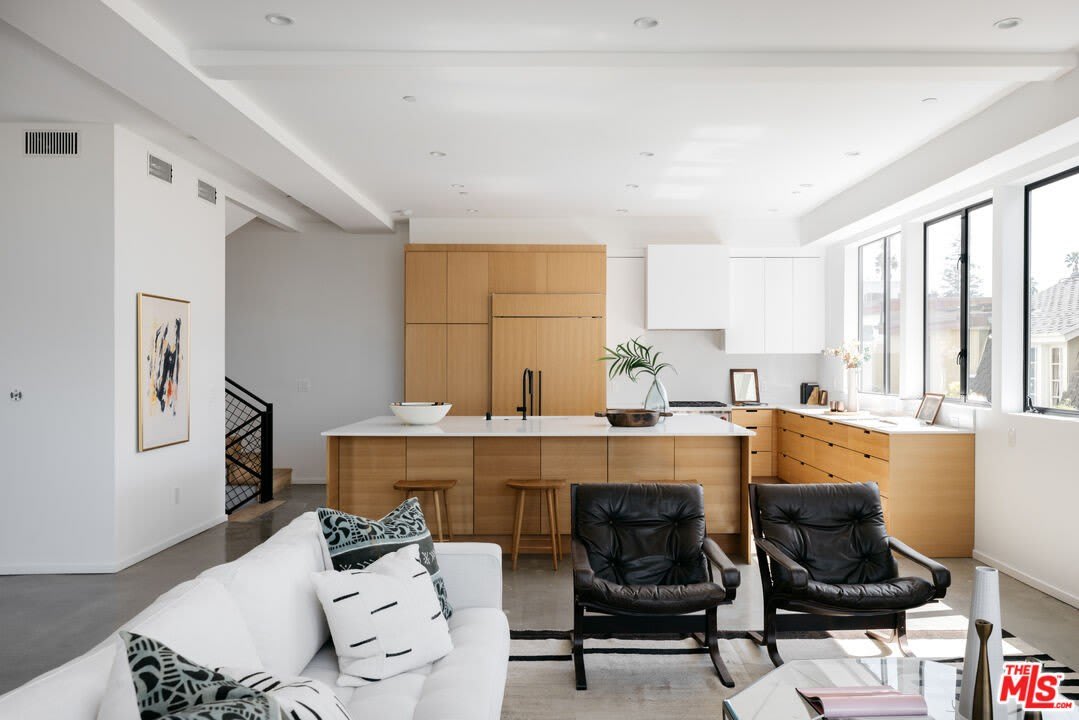 1624 Micheltorena St – photo 1
