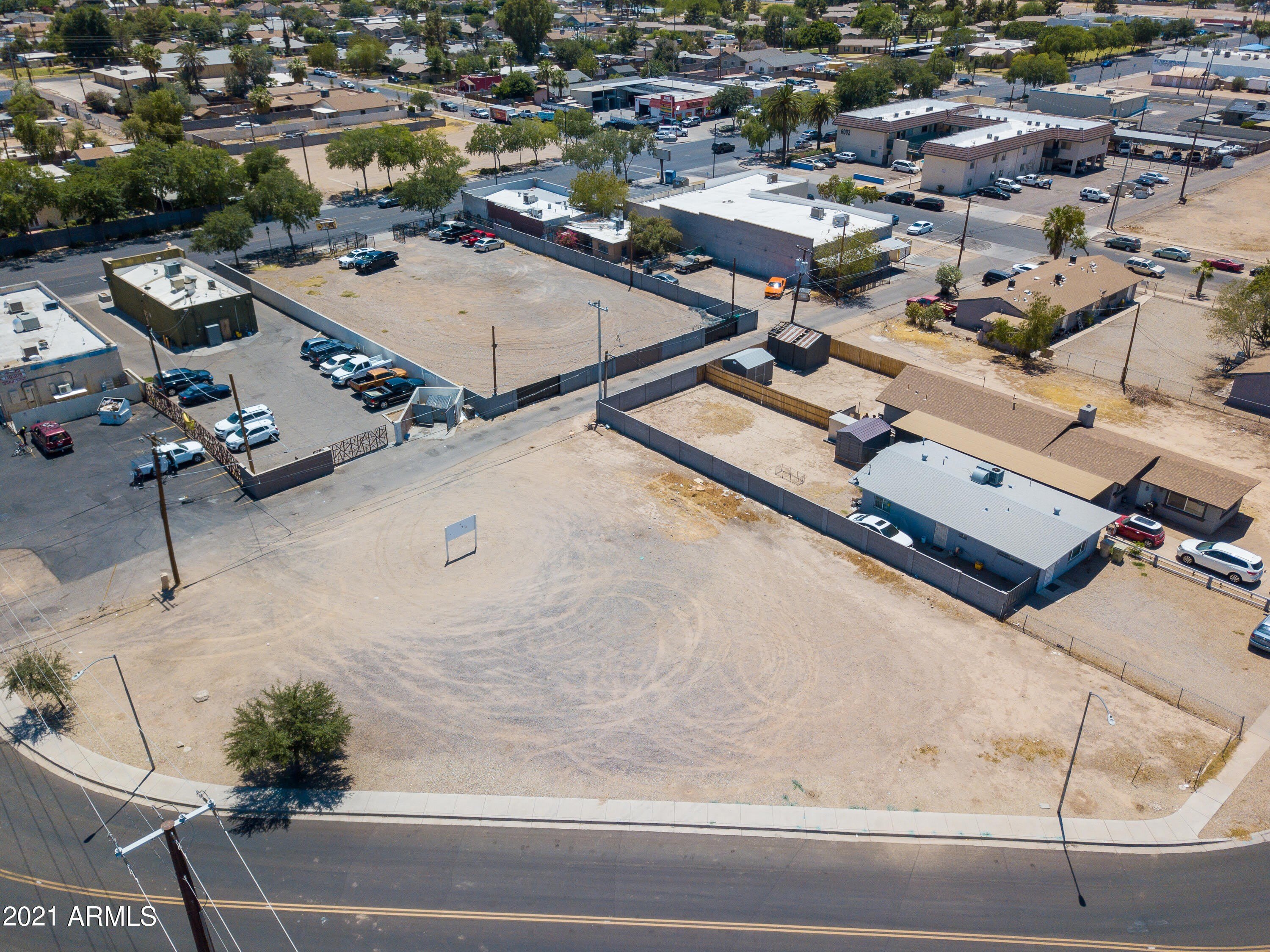 5943 W Glenn Drive – photo 2