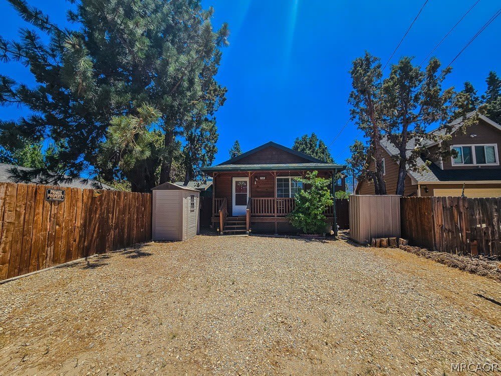 2136 3rd Lane – photo 1