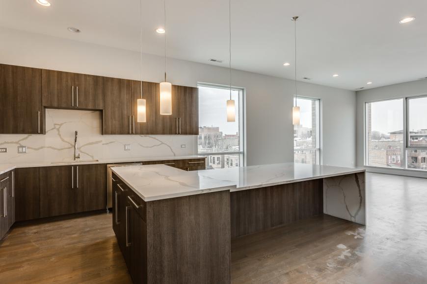 2805 West Cortland St. – photo 4