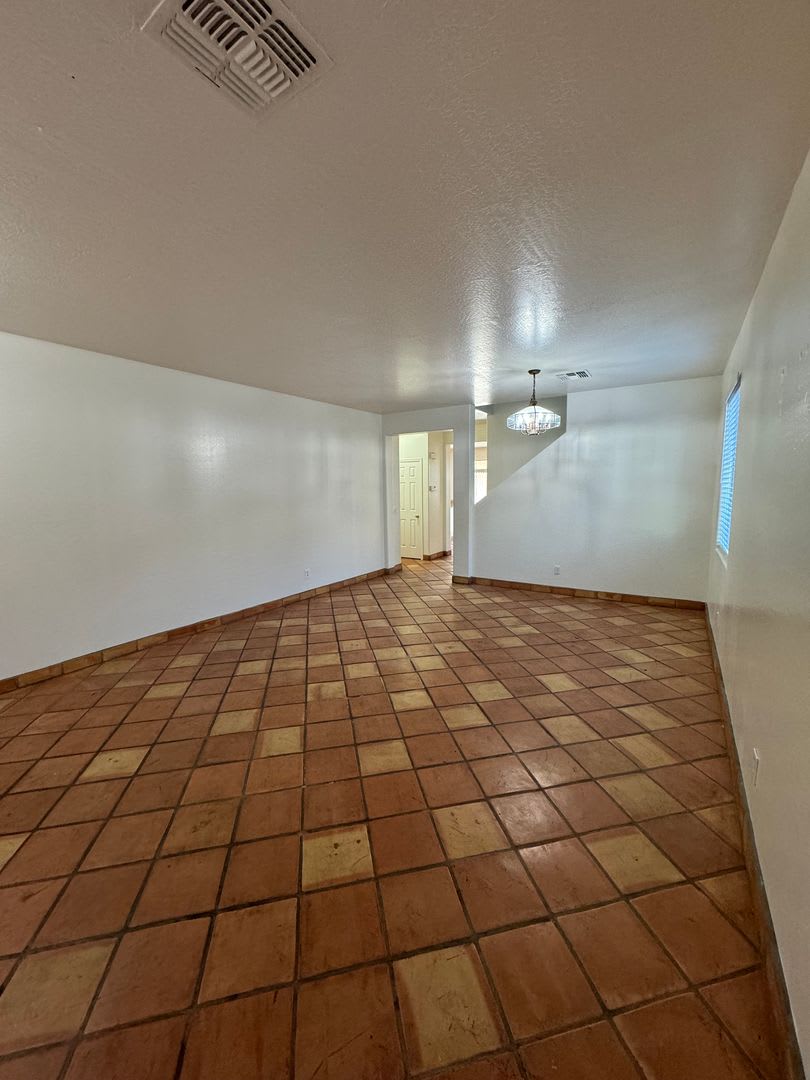 Spacious 4Br 2 5Ba Home In Trailside Community Laveen Az – photo 3