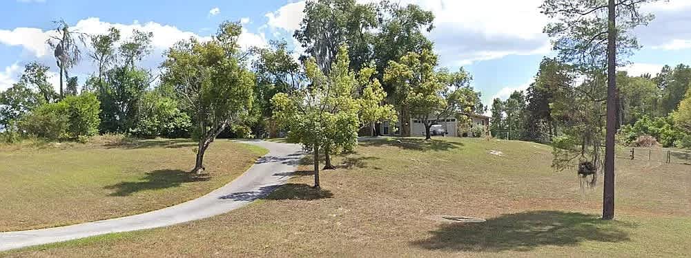 8015 Sycamore Dr – photo 3