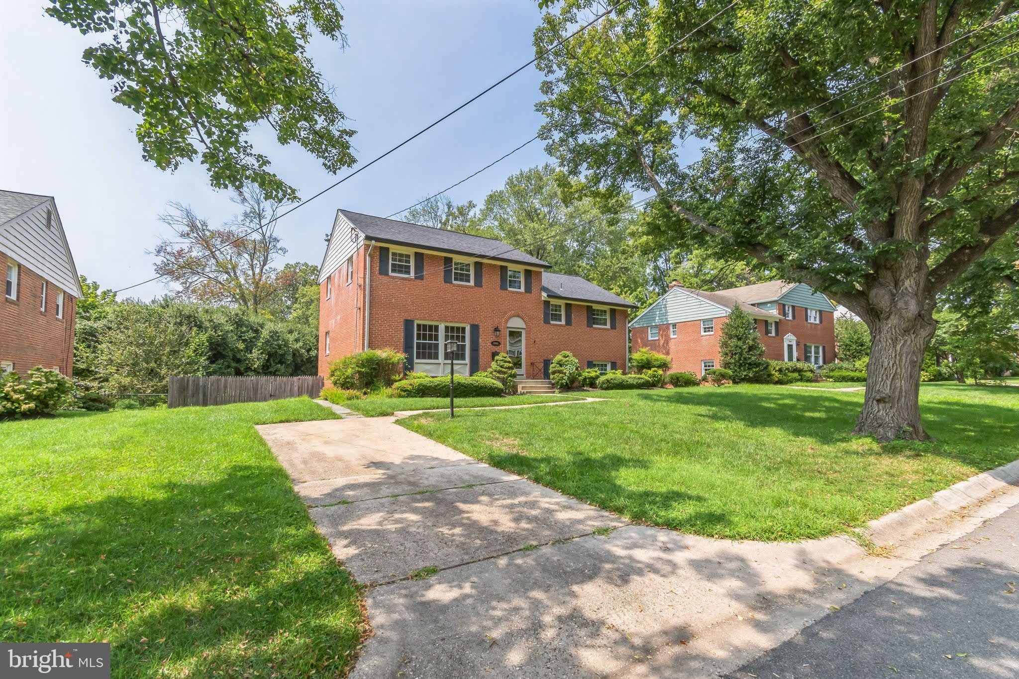 9902 HOLMHURST Road – photo 3
