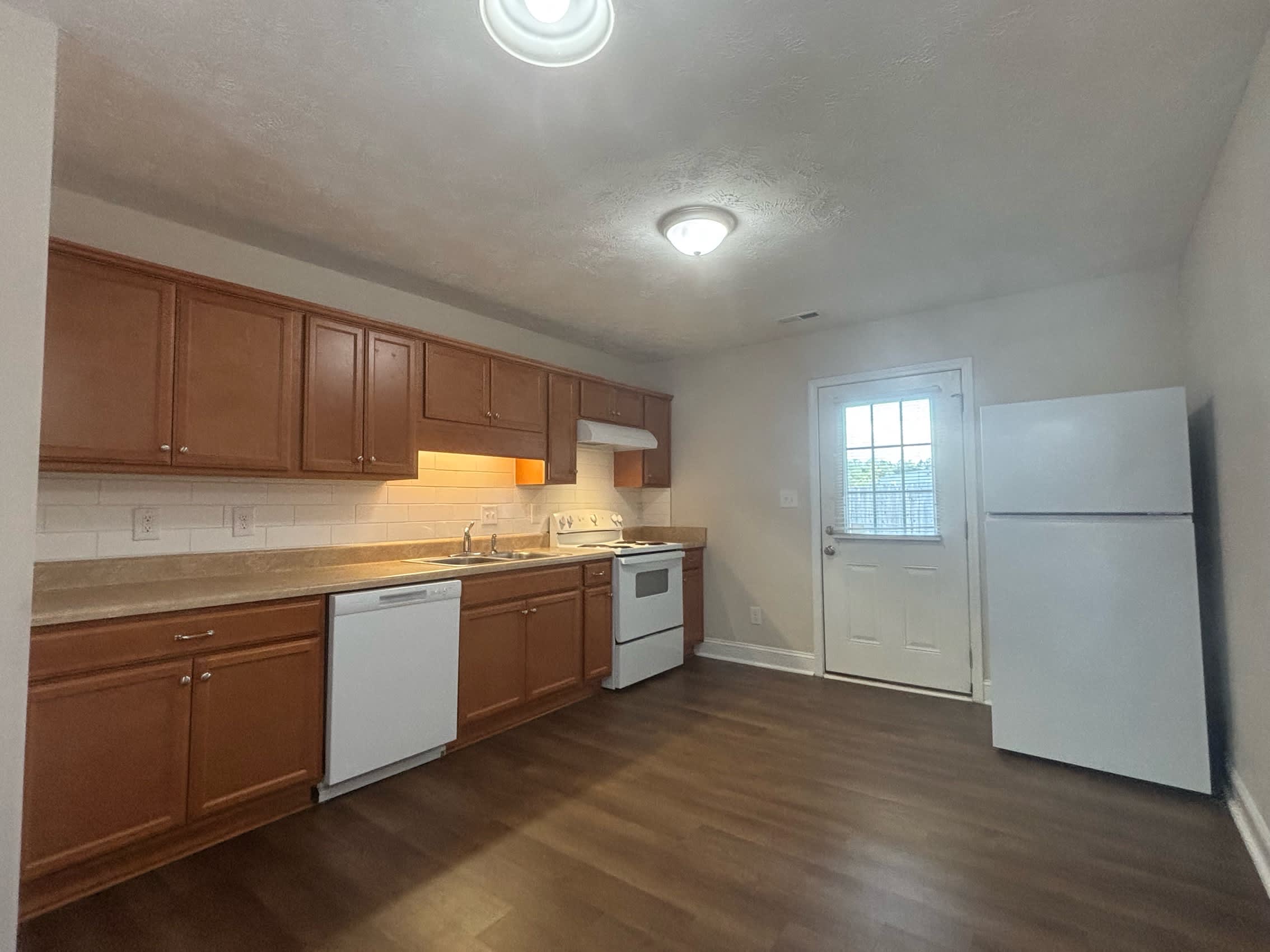 312 East Jenkins Street – photo 4